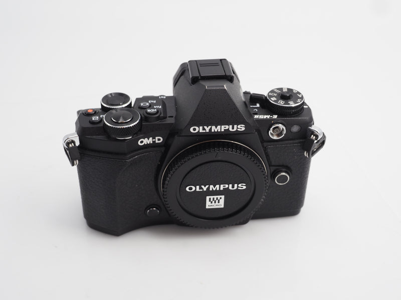 Used Mint Olympus EM-5 MII camera Low Shutter Count