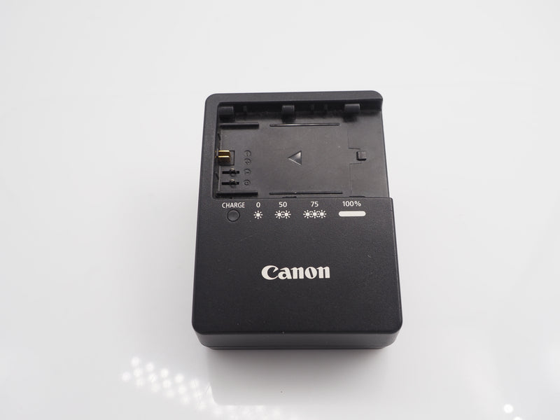 Used Canon LP-E6 Battery charger