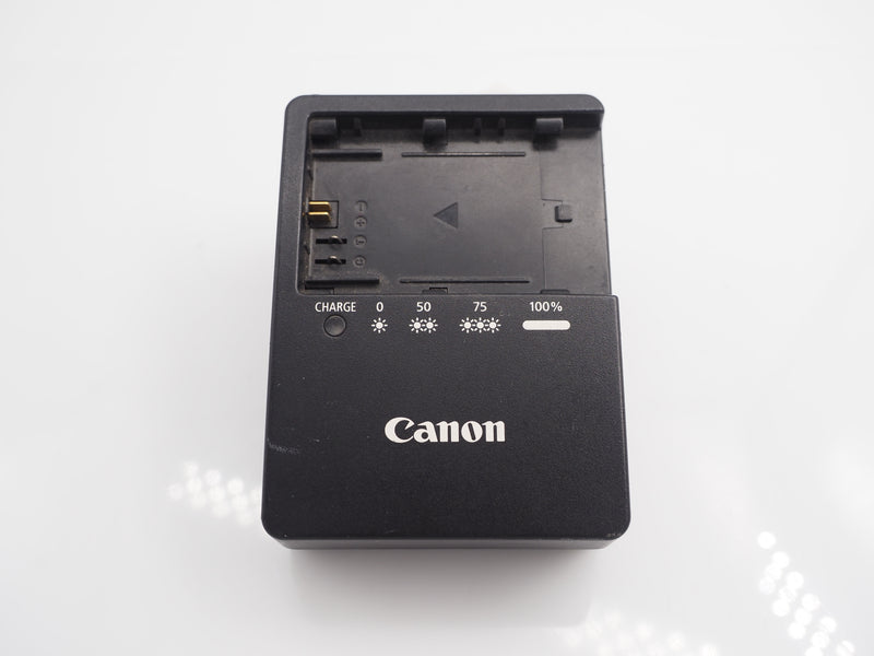Used Canon LC-E6 Battery charger
